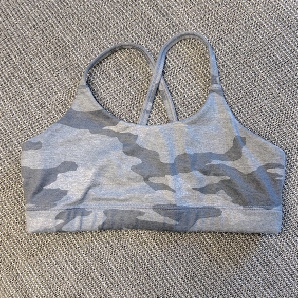 D17.20 ATHLETA GIRL CAMO PRINTED TAKE IT EASY BRA MED 8/10 - Picture 1 of 3